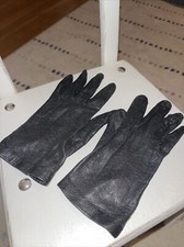 Black Leather ladies gloves 7. Vintage