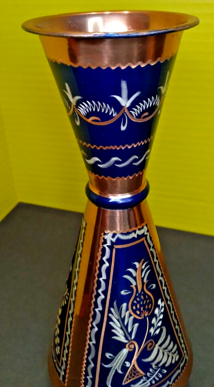 Vintage Handmade Türkiye Gulistan (Flower Garden) Etched 10" Copper