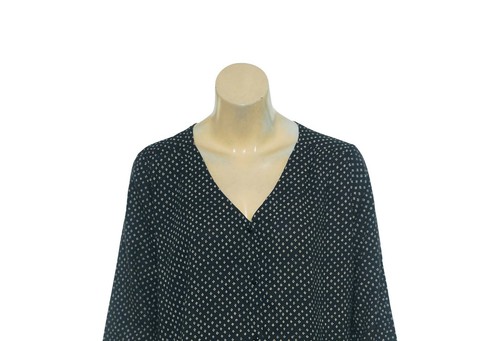 Des Petits Hauts Top M T2 Women's Casual Button Down Long Sleeve Blouse NW 28365 - Picture 2 of 6