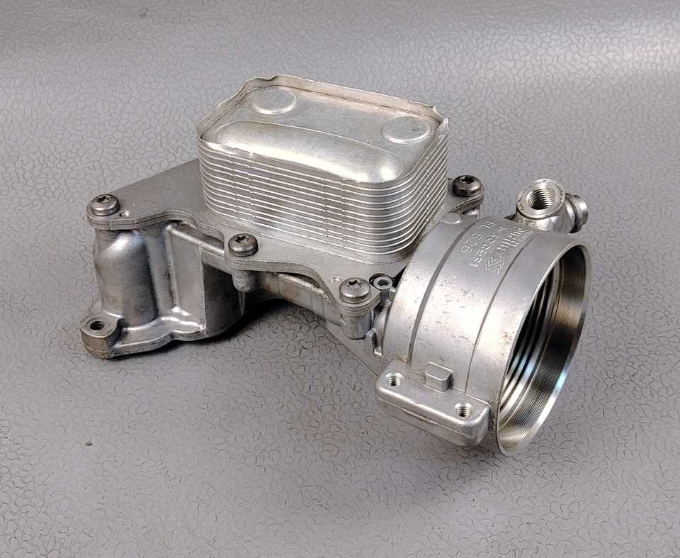 MINI COOPER COUNTRYMAN TURBO ENGINE OIL FILTER HOUSING OIL COOLER 11428643745 - Image 2 of 4