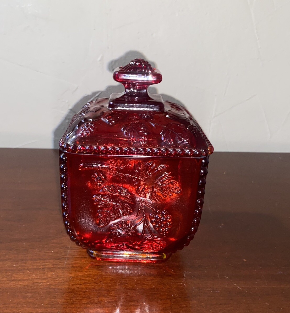 Fenton ゴールドクレスト スクエア キャンディーディッシュ Fenton ゴールドクレスト スクエア キャンディーディッシュ