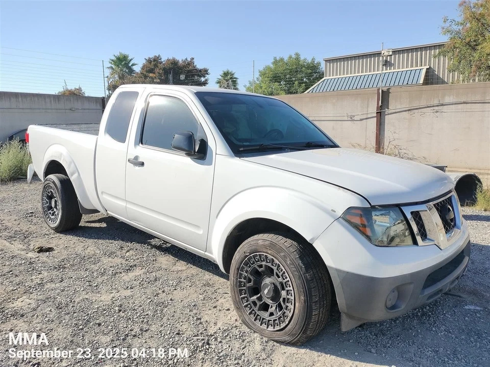 Motor de caja de fusibles Frontier 2017 7561869 Foto 4 de 4