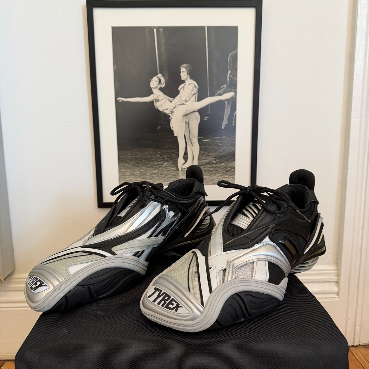 靴 BALENCIAGA tyrex sneaker 42 Balenciaga Tyrex Runner Sneakers Black Grey Layered Panel