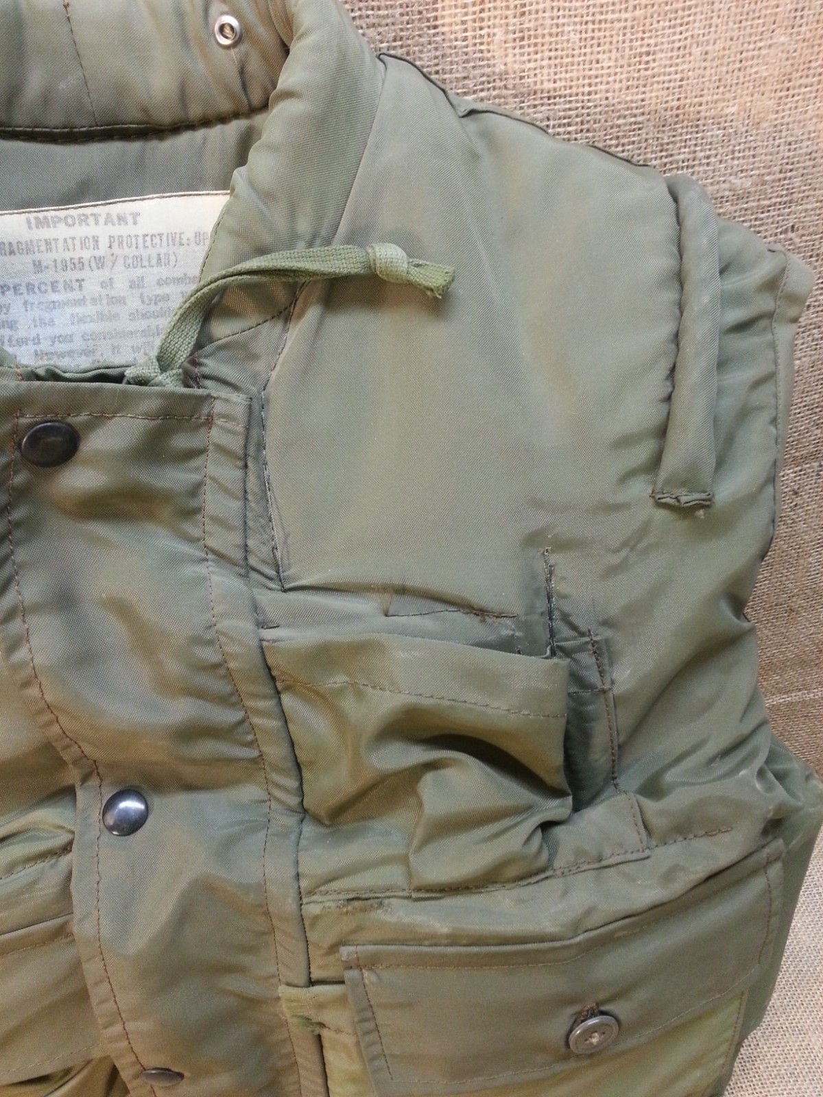 USMC Marine Corp Issue Large Size?? Fragmentation Vest  MFG 1960s Era Very Nice