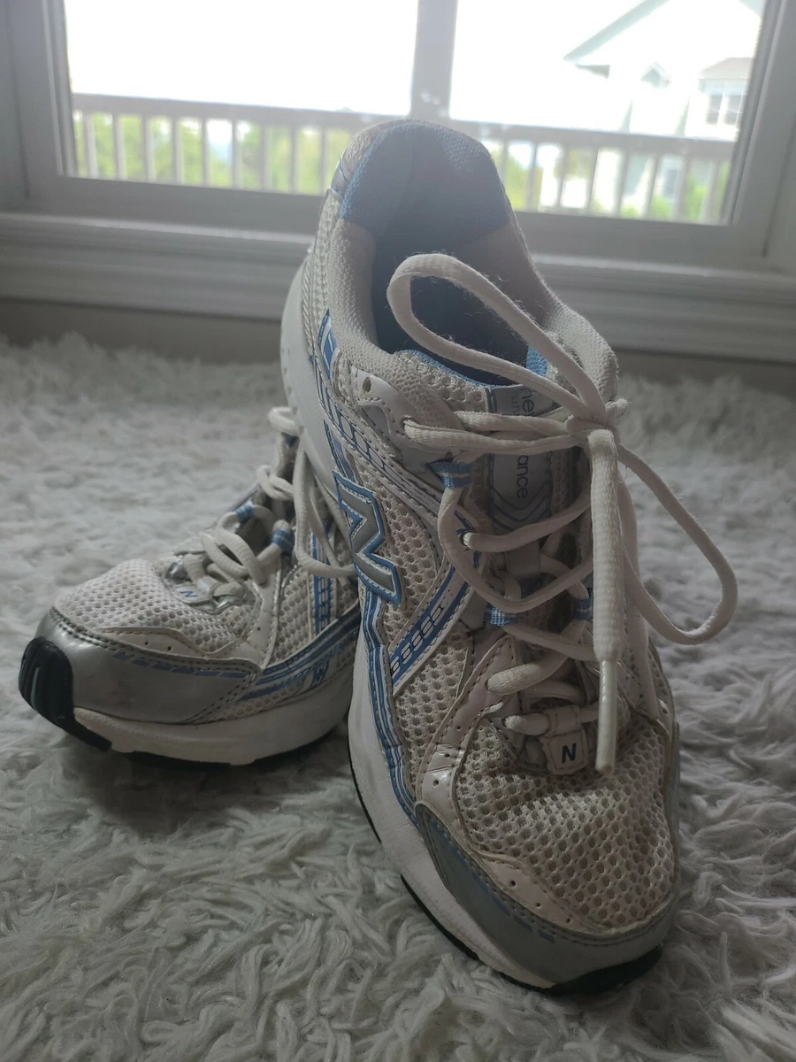 New balance top light blue sneakers