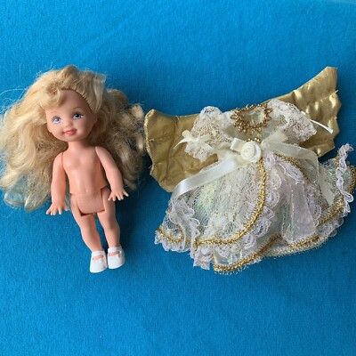 1994 Barbie Kelly as a golden Angel - Flower girl at wedding motif