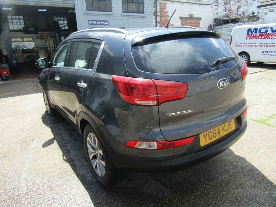 KIA SPORTAGE MK3 2010-16 FUERA DE JUEGO TRASERO DERECHO INTERIOR MANGO #2000 Foto 4 de 4