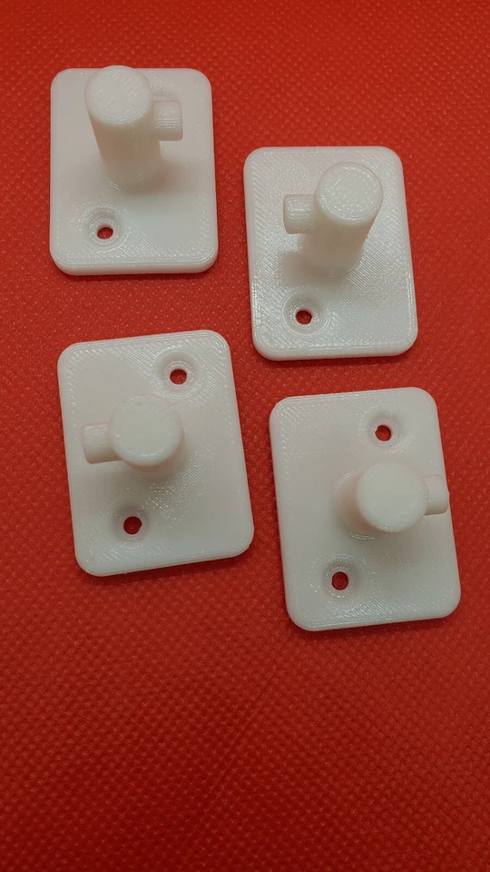 Paquete de 4 colgadores organizadores de accesorios blancos para batidora de ayuda de cocina - Hecho en EE. UU. Foto 2 de 4