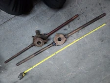 2 Antique pipe threaders