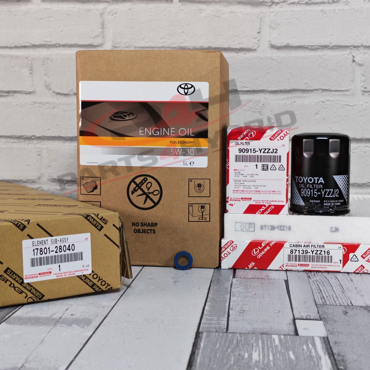 Genuine Toyota Estima Hybrid Service Kit 5W30 Oil Air Oil & Cabin