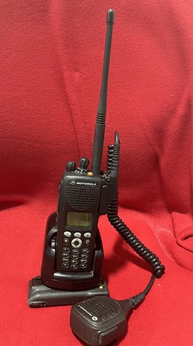 Motorola XTS2500 III VHF 136-174mhz Radio ADP FPP With Charger & Speaker/mic