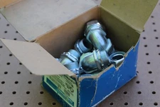 THOMAS & BETTS 3/4" LIQUID-TIGHT 90° FLEXIBLE METAL CONDUIT CONNECTOR