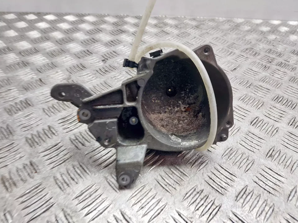 Cubierta carcasa filtro combustible diésel Volvo V40 1.6 2013 AV6Q-9180-CA Foto 3 de 4