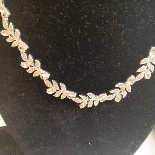 Swarovski Bridal Cut Wedding Necklace and Bracelet Jewelry Set - Picture 2 of 15