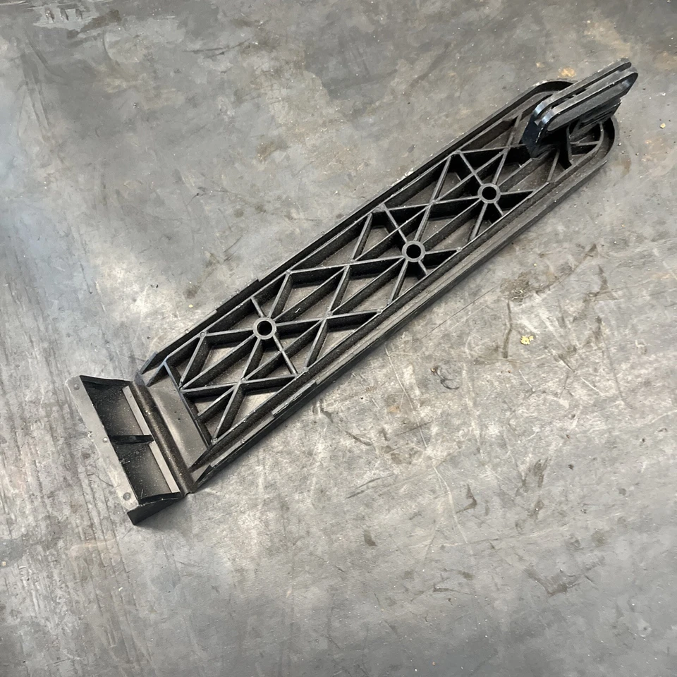 Porsche 924 944 951 Gas Pedal New - Image 4 of 4