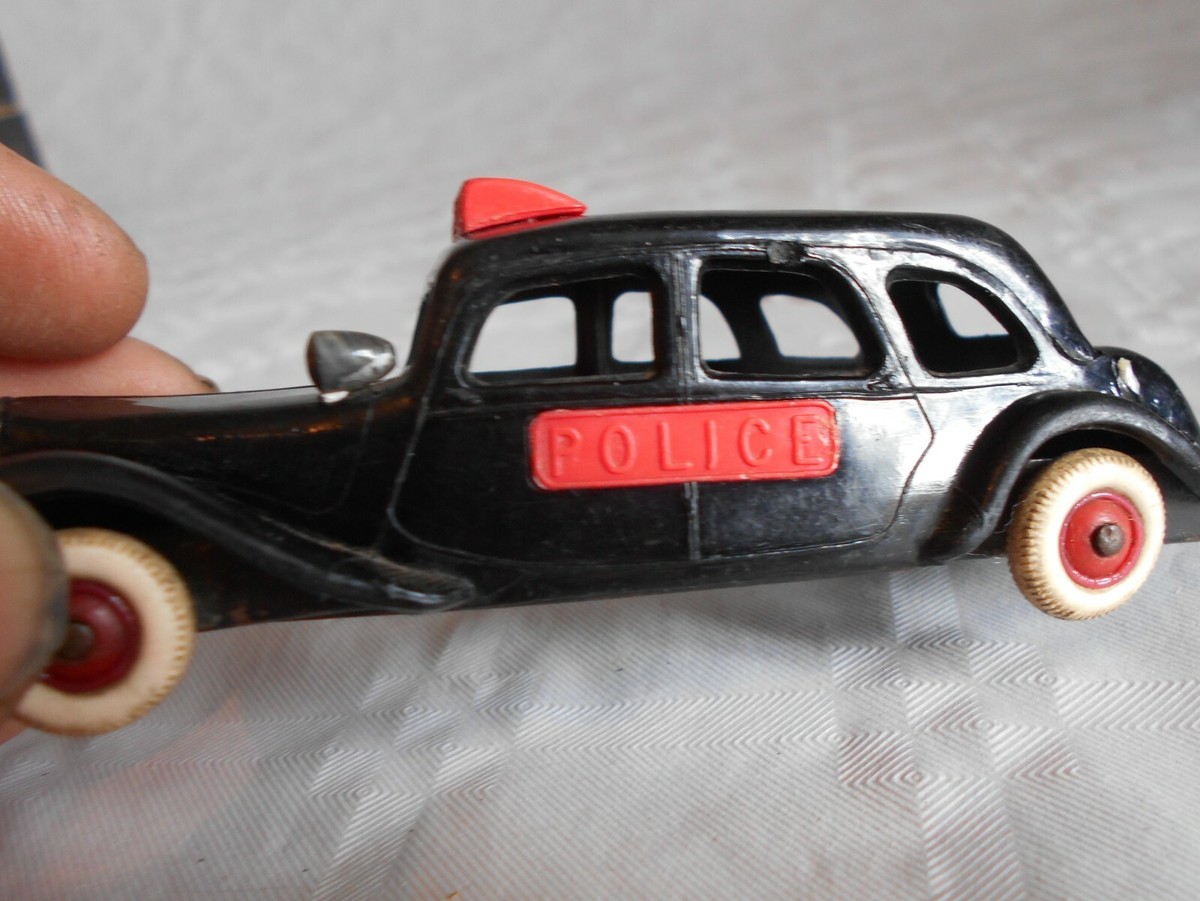 LK155 NOREV UH Atlas 1/43 Citroen Traction 11BL Tonneline 1948 Saga Tractions 52
