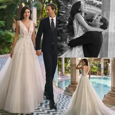 Luxury A-Line Wedding Dresses Deep V-Neck Sleeveless Lace Applique Bridal Gowns