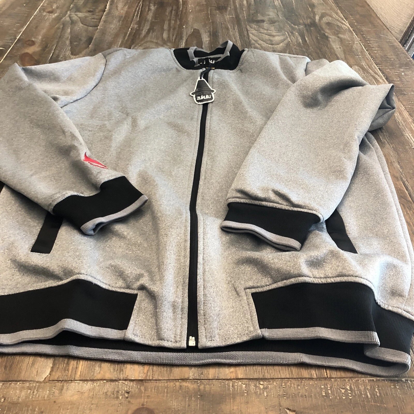 Zukutu Track Logo Jacket Size XL in Grey/Black