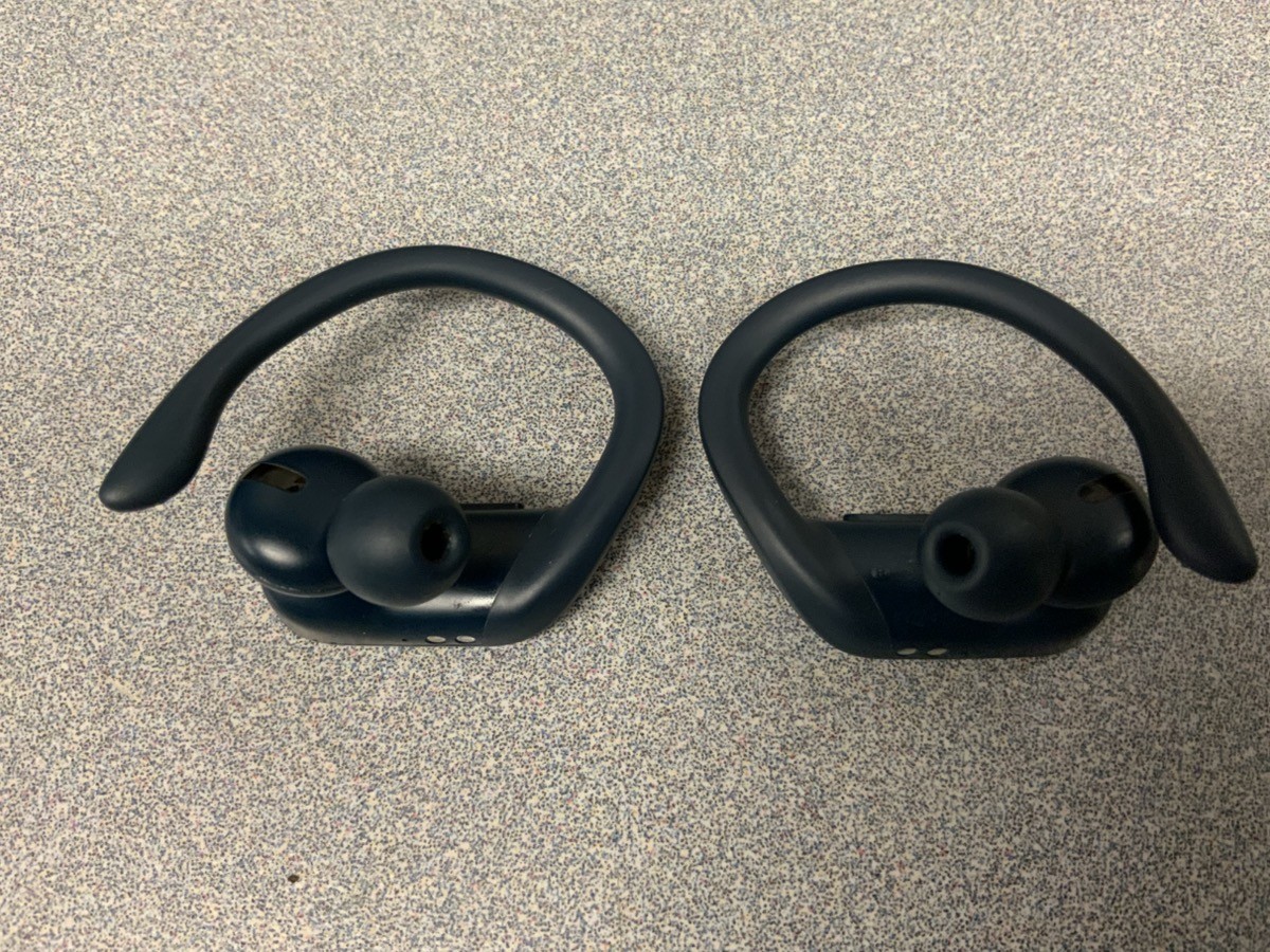 BEATS A2078, #H2G12; IN CHARGING CASE (G29003340)