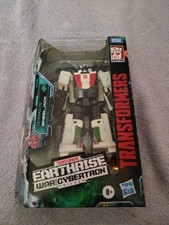 Hasbro Transformers War for Cybertron  Earthrise Deluxe - Wheeljack