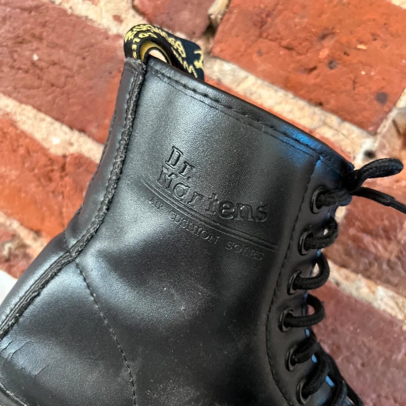 Vintage Dr Marten Black Leather Men’s Lace Up Boots | UK Size 6 image 6
