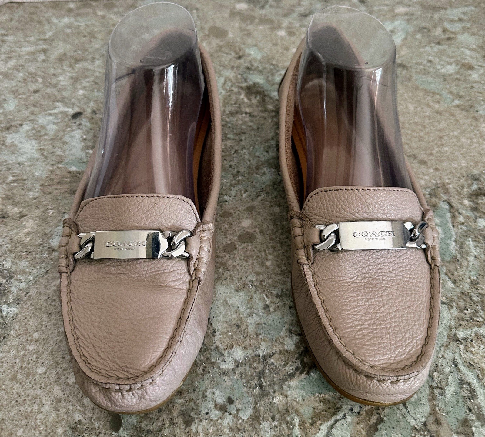 COACH Olive Pebble Grain Leather Loafers with Metal Logo Sz 7.5 Beechwood-image