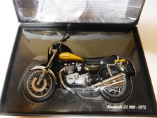 1 12 Minichamps Kawasaki Z1 900 1972 opened only for photography (2)