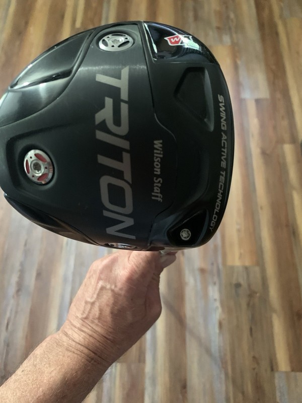 Wilson Staff Triton Driver 10.5° Regular Graphite Right-Handed 1-Wood