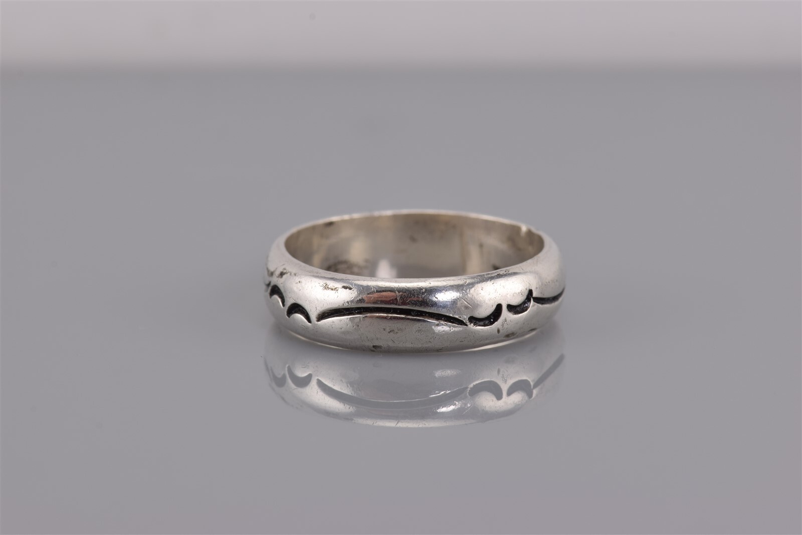 Sterling Silver 6mm Solid Carved Wispy Swirled Ba… - image 4