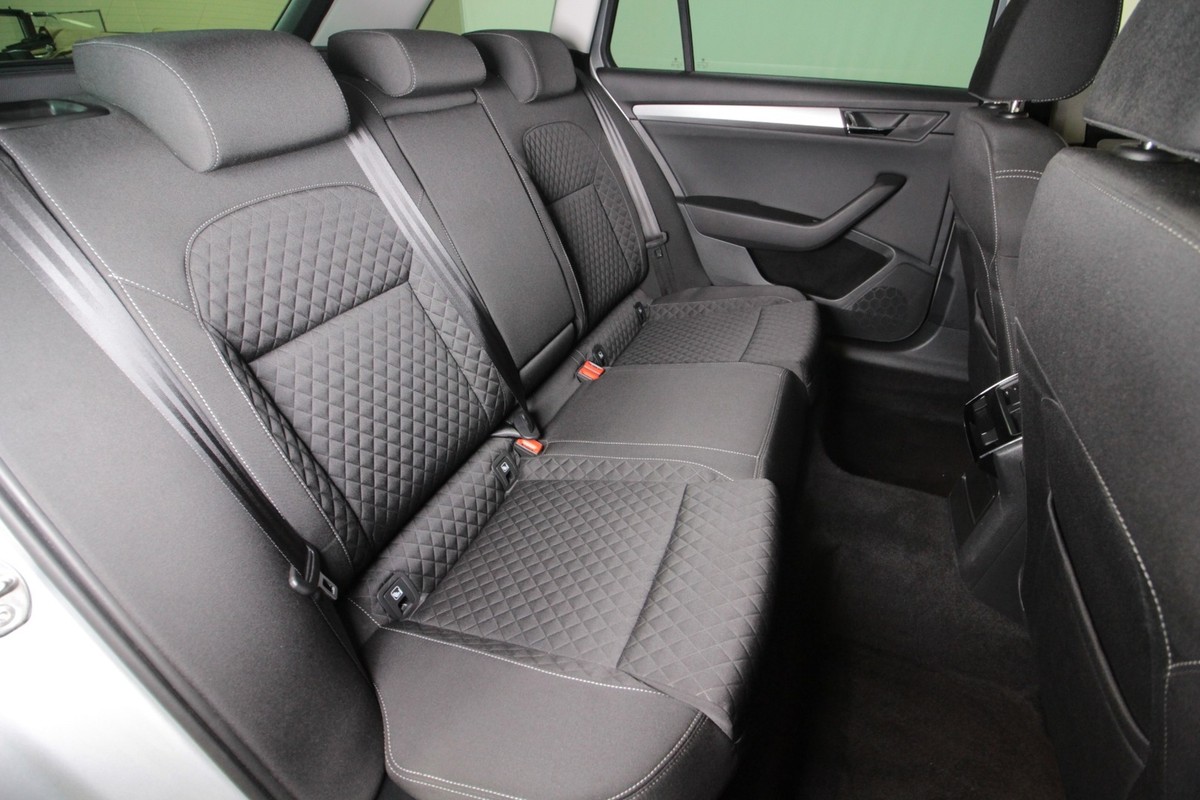 Skoda Superb 2,0 TDi 190 Style Combi DSG 4x4