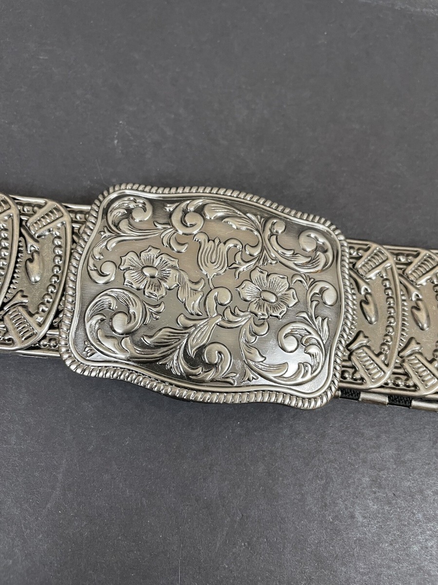 Vintage Hammered Metal Silver Disk Stretch Hooked Belt Vintage Retro Silver Tone Stretch Disc Waist Belt Elastic  main image 3