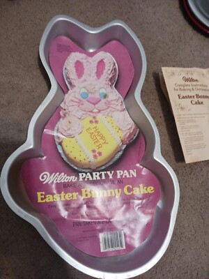 Wilton Easter Bunny Rabbit w/Egg Cake Pan Mold  1979