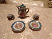 VTG Dollhouse Teapot, Cups, Saucers and Plates