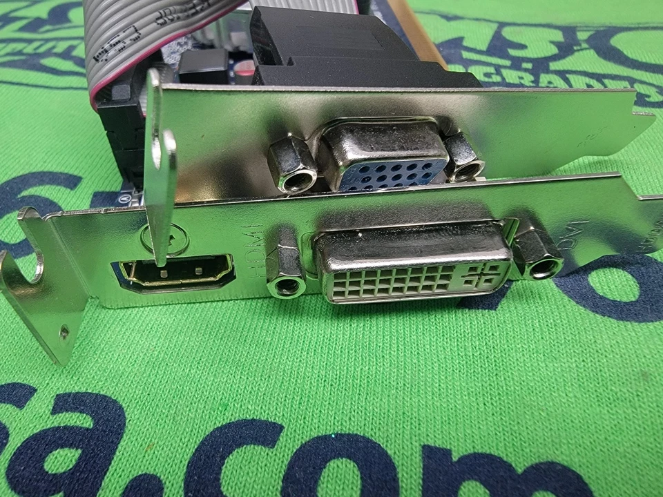 Gigabyte ATI Radeon HD5450 1GB DDR3 GV-R545-1GI VGA DVI HDMI Low Profile - Image 2 of 2