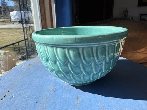 Vintage McCoy USA Turquoise Pottery Bowl Planter Art Deco Fan Pattern Crack