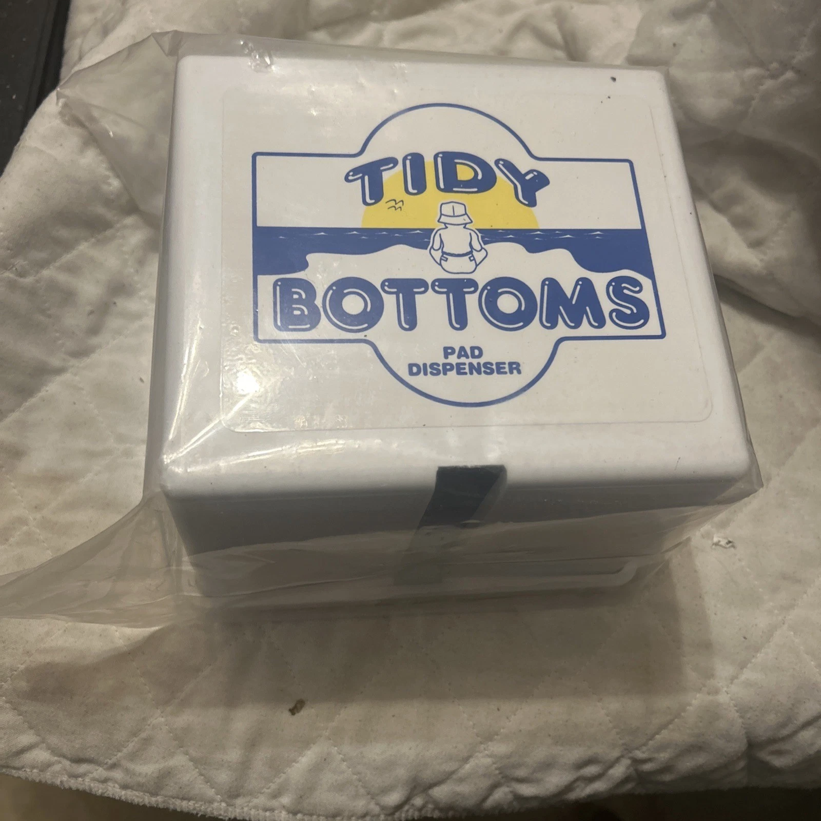 Vintage Tidy Bottoms Pad Dispenser diaper changes Hanging With Lock