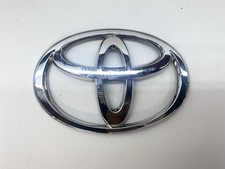Oem Circle Front Grille Emblem Chrome For 03-08 Toyota Corolla Broken Tab Oem Circle Front Grille Emblem Chrome For 03-08 Toyota Corolla Broken Tab