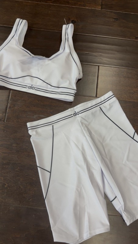 Alo Yoga White 2-Piece Sports Bra & Shorts Set S Black Trim Logo Stretch