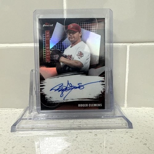 2026 Topps Finest Roger Clemens Base (RAW)