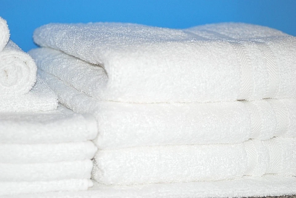  Bath Towel 6 Piece Set - Blended White Premium Quality! Great for Airbnbs B&B - Image 3 of 4