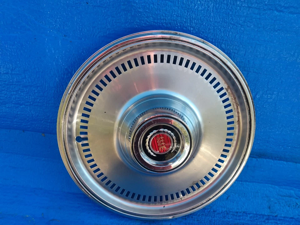 Una cubierta de rueda original Ford Torino Elite 1974 a 1979 tapacubos 15 pulgadas ¡¡bonita!!! Foto 4 de 4