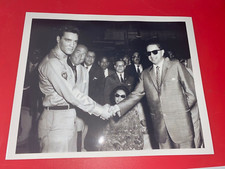 G.I. BLUES - ELVIS PRESLEY - FOTO IN BIANCO E NERO 8 X 10 - FUORI FOTOCAMERA - REPRO - ECCELLENTE