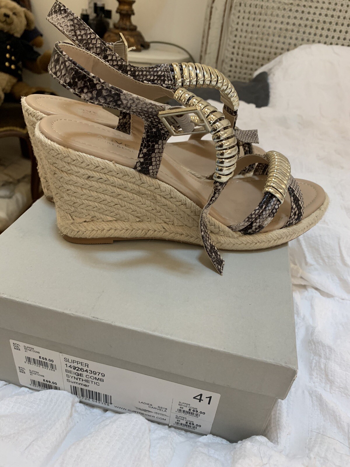 carvela comb beigh sandals size 41 7.5/8 – ASA College: Florida