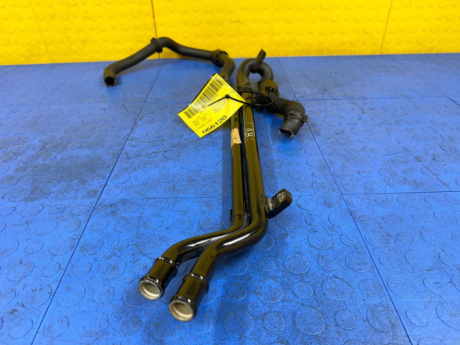 05 06 07 08 BENTLEY Continental GT Wateer Coolant Hose Line Pipe OEM 3W0121065AQ