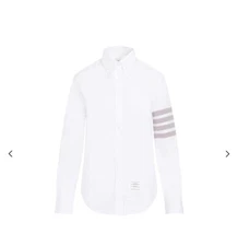 Thom Browne4-Bar Stripe Detailed Poplin Shirt
