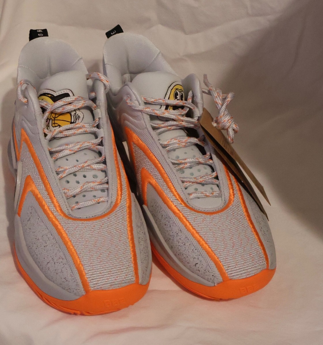 Size 4.5 Nike Cosmic Unity 2 Nike University Wolf Grey/Black 