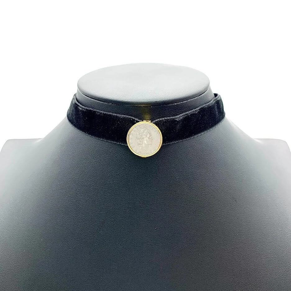 Black silk choker necklace deals