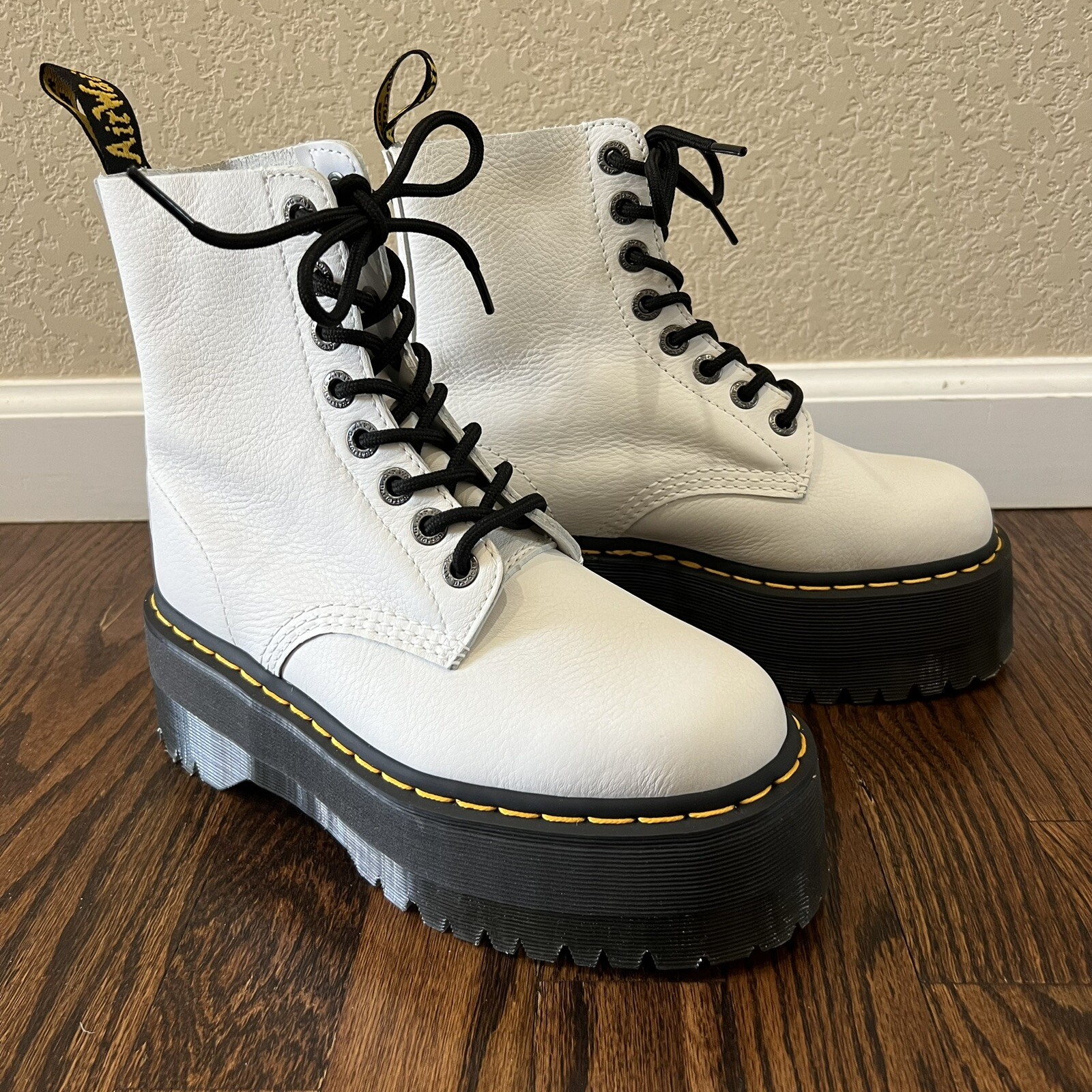 DR. MARTENS 1460 Pascal Max Optical White Platform Boots Women’s Size 7 Sold Out image 3