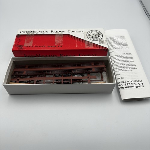 Kits de coche plano Intermountain 41410 ILLINOIS CENTRAL IC 60' cubierta de madera escala HO | Zustand: Used