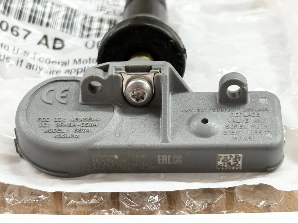 Sensor de sistema de presión de neumáticos Chrysler Dodge Jeep 2011-2021 TPMS MOPAR GENUINO OEM Foto 2 de 4